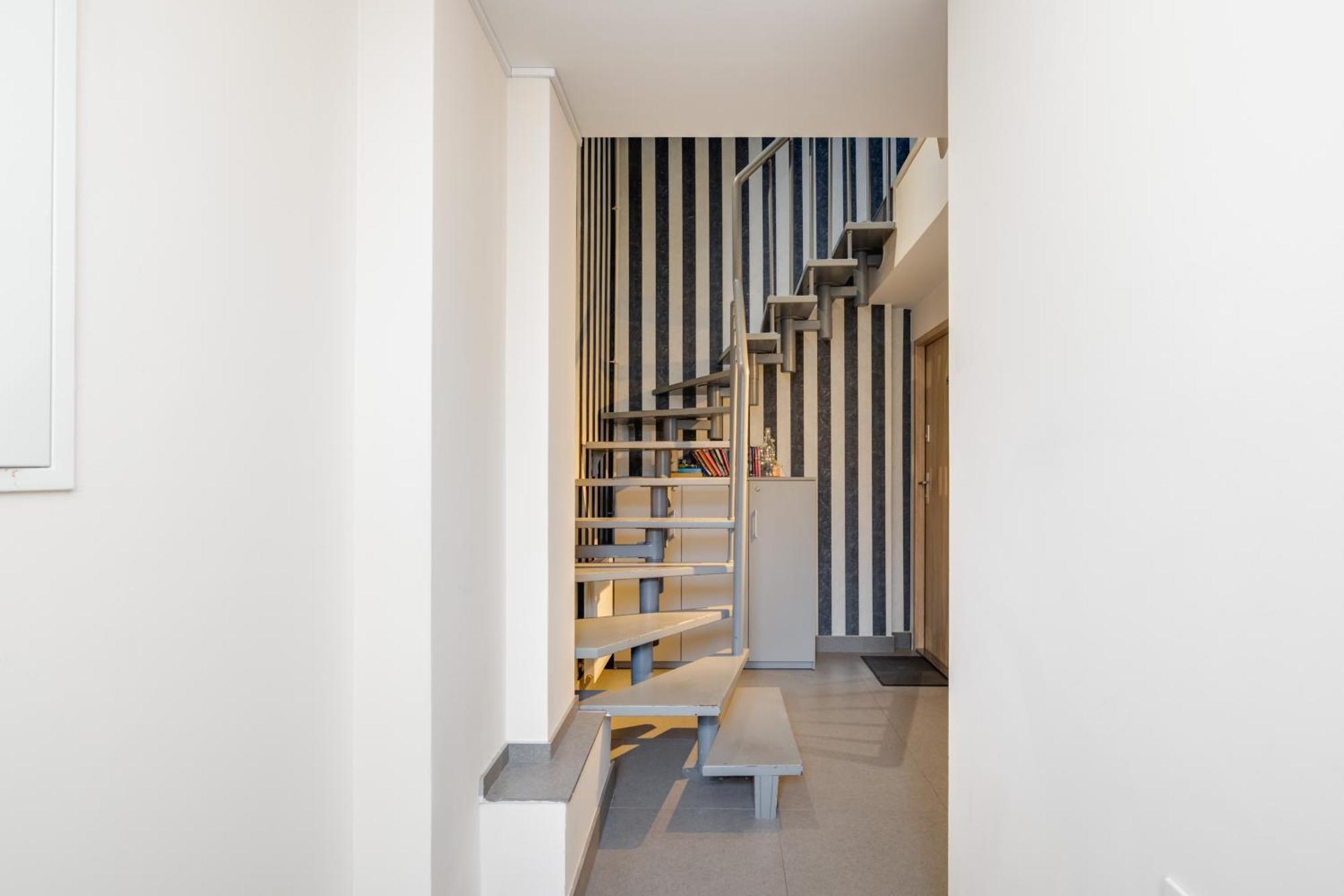 Przy Plazy - Promenada By Renters Apartment